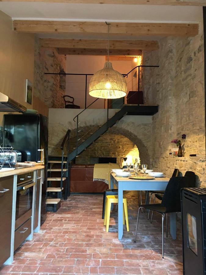 Gites "Oustaou De Bourboul" 格罗斯皮埃雷斯 外观 照片